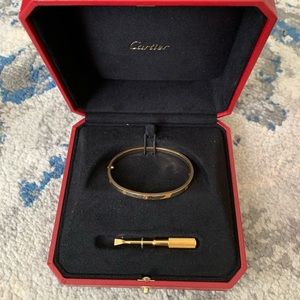 ✨ SOLD✨Cartier love bracelet slim yellow gold
